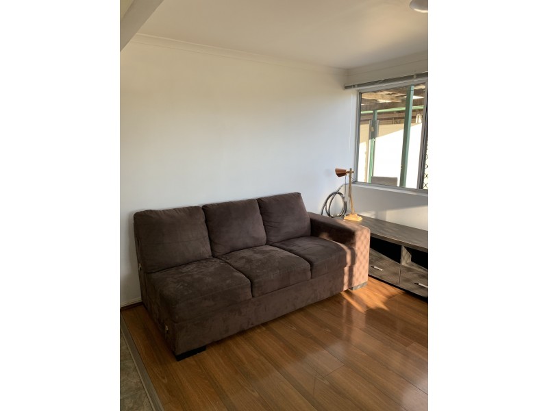 101 Ashmole Road, Redcliffe QLD 4020