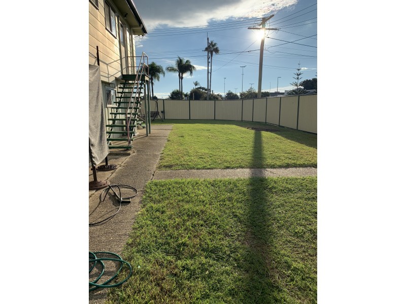 101 Ashmole Road, Redcliffe QLD 4020