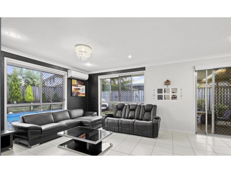 34 Peron Crescent, North Lakes QLD 4509