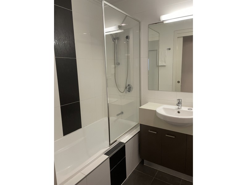 303/19 OKEEFE STREET, Woolloongabba QLD 4102