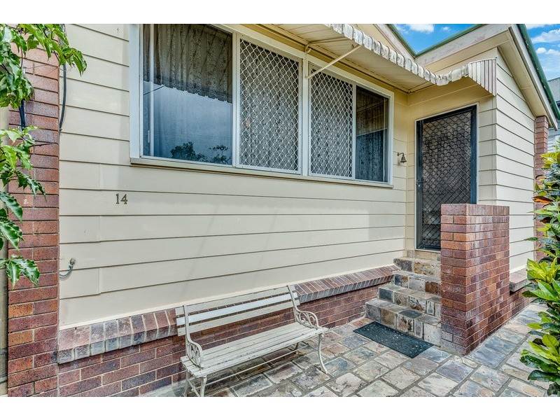 14 Turner Street, Scarborough QLD 4020