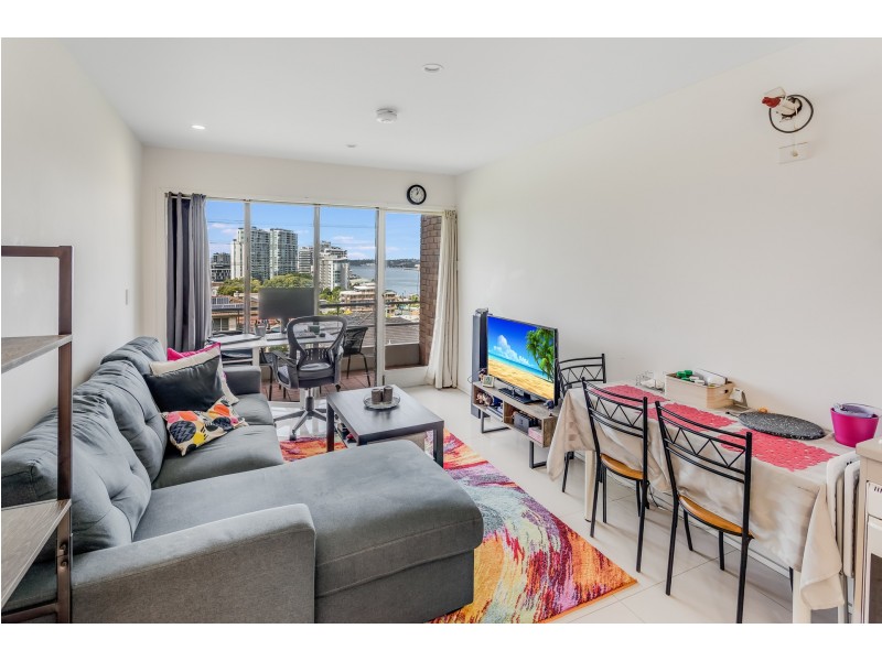 15/72 Markwell Street, Hamilton QLD 4007