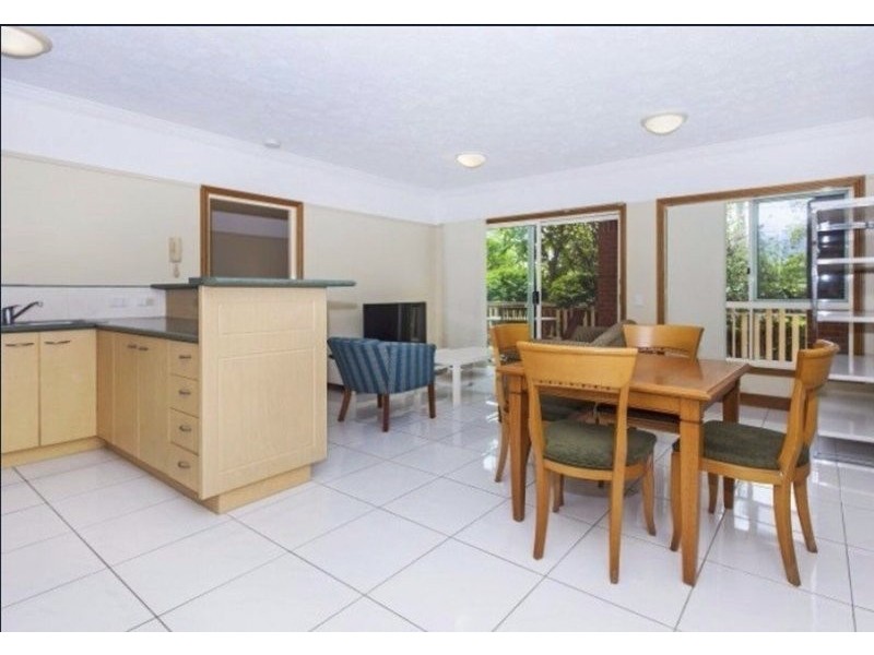 8/251 Gregory Terrace, Spring Hill QLD 4000