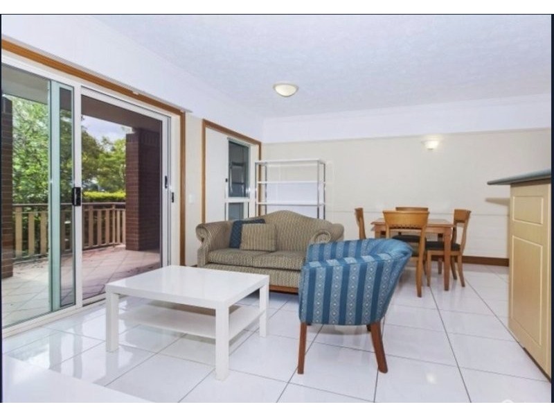 8/251 Gregory Terrace, Spring Hill QLD 4000