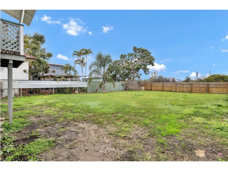 49 Cartwright Street, Windsor QLD 4030
