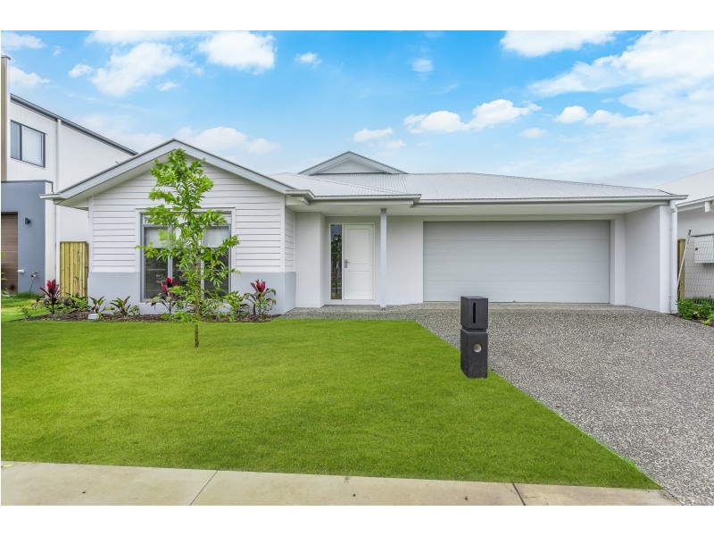 34 Clearwater Street, Newport QLD 4020