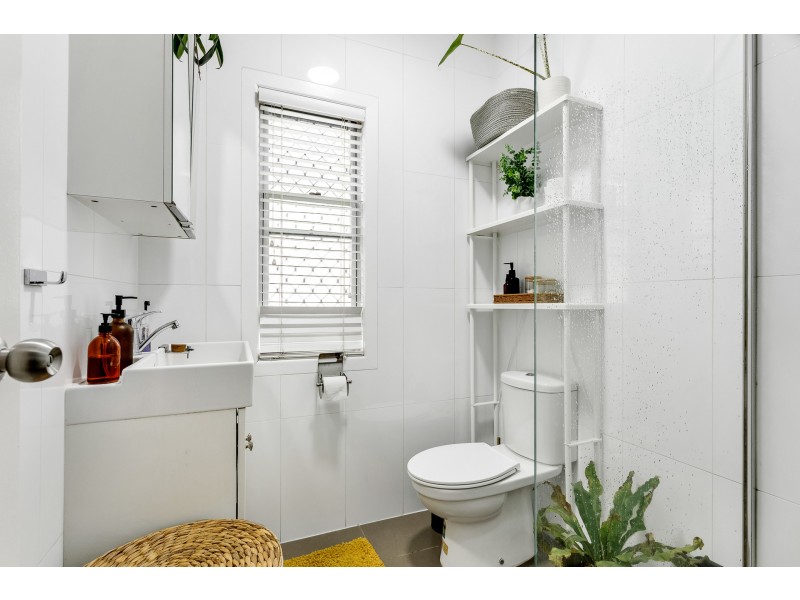 10 Barclay Street, Deagon QLD 4017