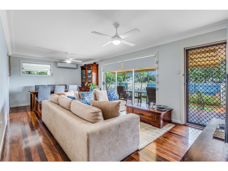 599 Oxley Ave, Scarborough QLD 4020