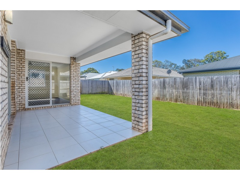 11 Champion Crescent, Griffin QLD 4503