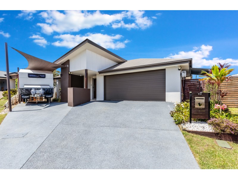32 Ulysses Street, Kallangur QLD 4503