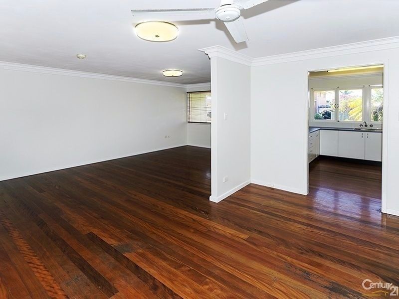 12 Rotary Crescent, Redcliffe QLD 4020