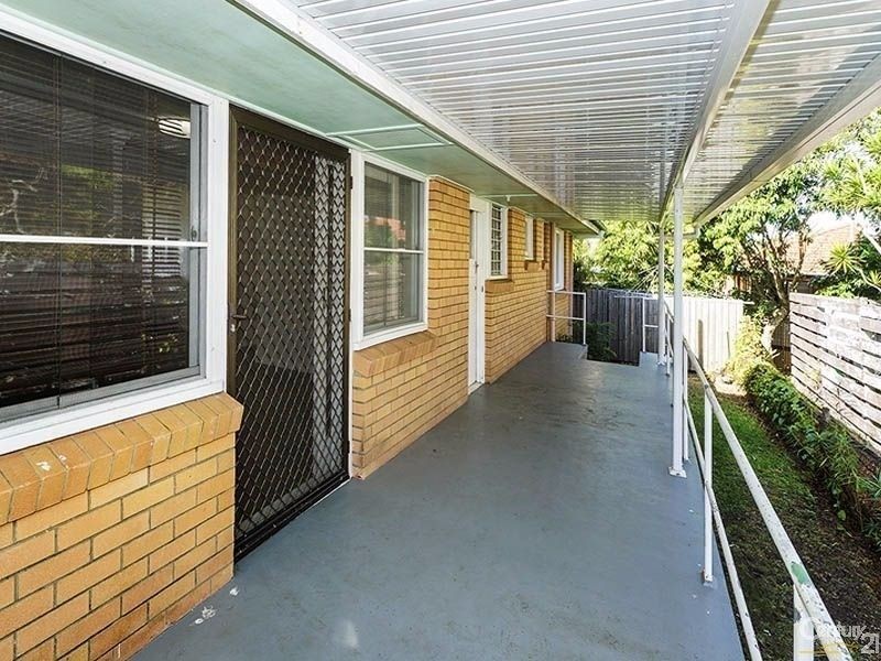 12 Rotary Crescent, Redcliffe QLD 4020