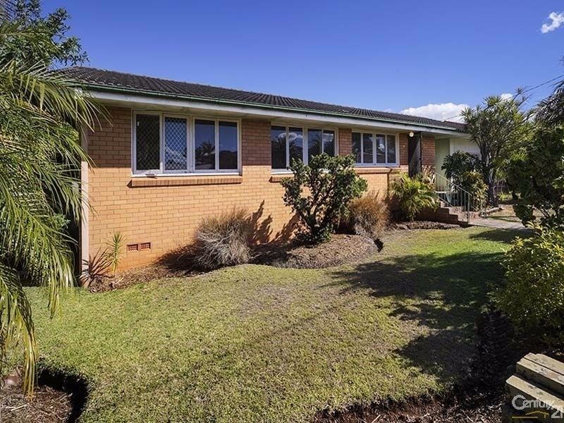 12 Rotary Crescent, Redcliffe QLD 4020