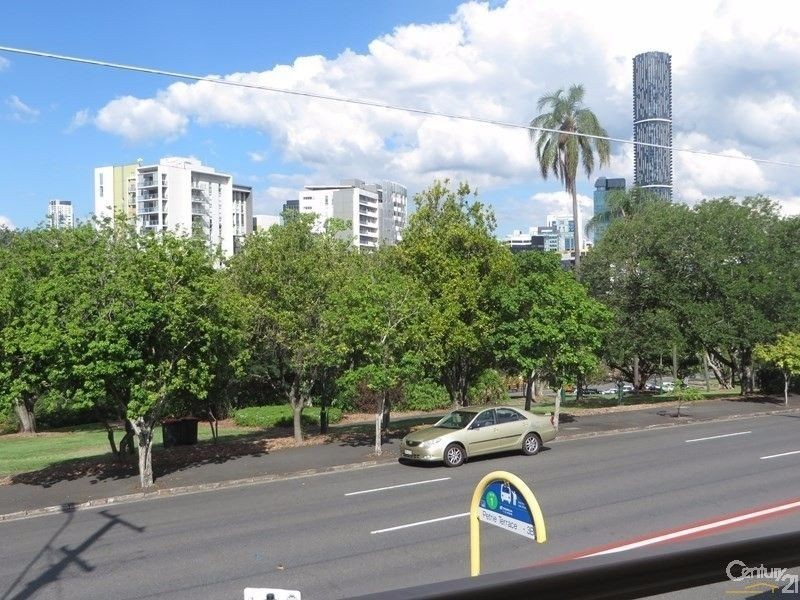 8/186 Petrie Terrace, Petrie Terrace QLD 4000