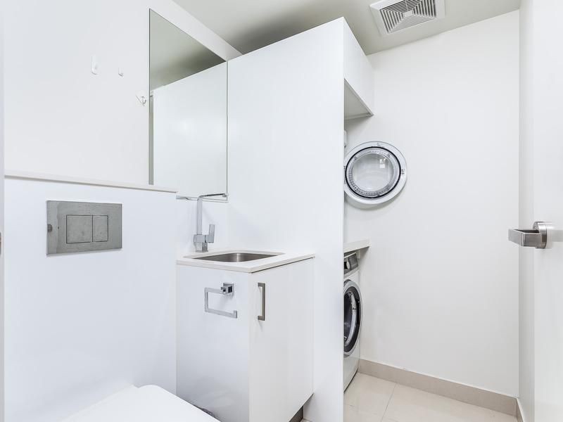 7/2 Laurence Street, St Lucia QLD 4067