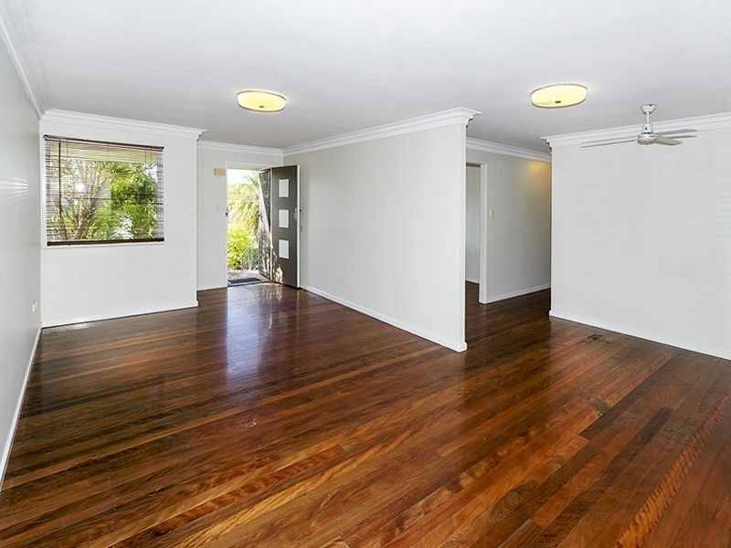 12 Rotary Crescent, Redcliffe QLD 4020