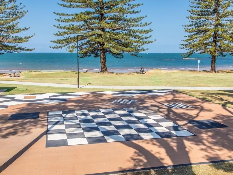 12 Rotary Crescent, Redcliffe QLD 4020