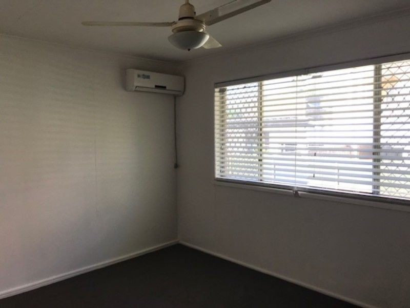 4/2 Sorrento, Margate QLD 4019