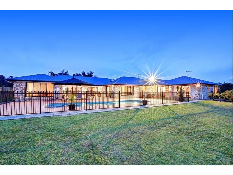 13 Slalom Crescent, Branyan QLD 4670