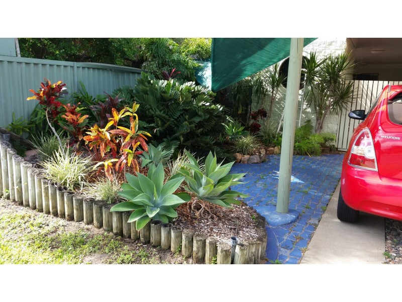 4 Tollington Road, Bowen QLD 4805
