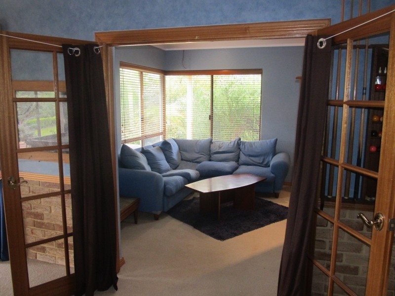 6 Rangeview Place, Canning Vale WA 6155