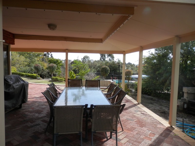 6 Rangeview Place, Canning Vale WA 6155