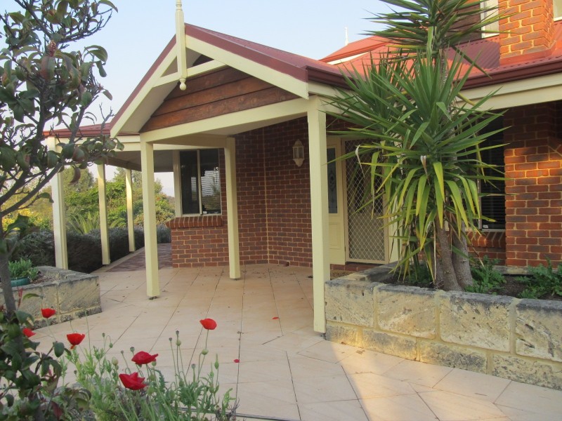 6 Rangeview Place, Canning Vale WA 6155