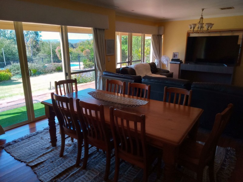 6 Rangeview Place, Canning Vale WA 6155