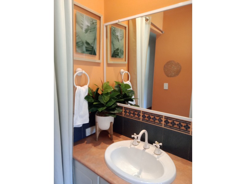 6 Rangeview Place, Canning Vale WA 6155