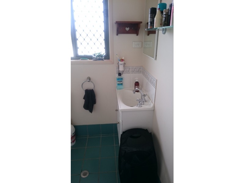 16 Kiama Avenue, Bangalee QLD 4703