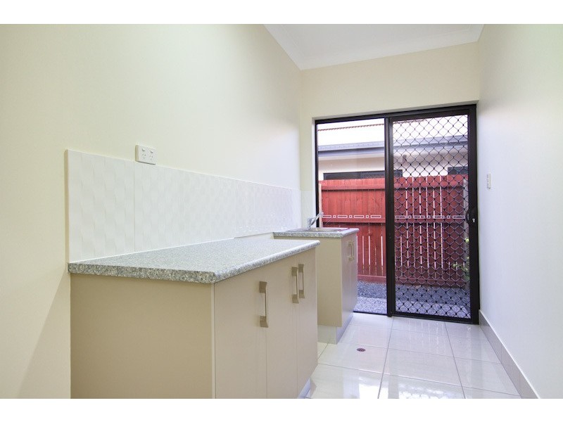 11 Galena Chase, Trinity Park QLD 4879