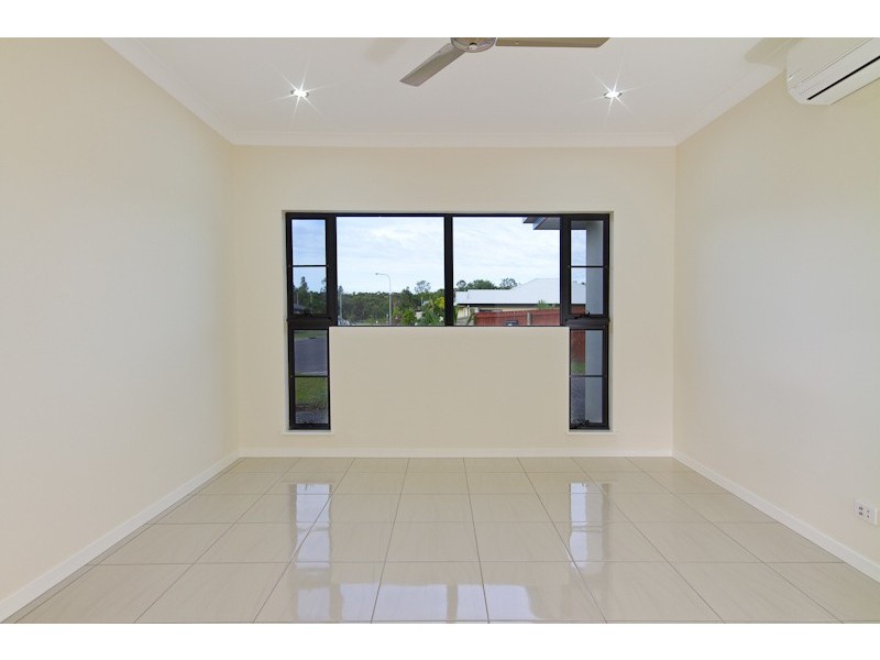 11 Galena Chase, Trinity Park QLD 4879