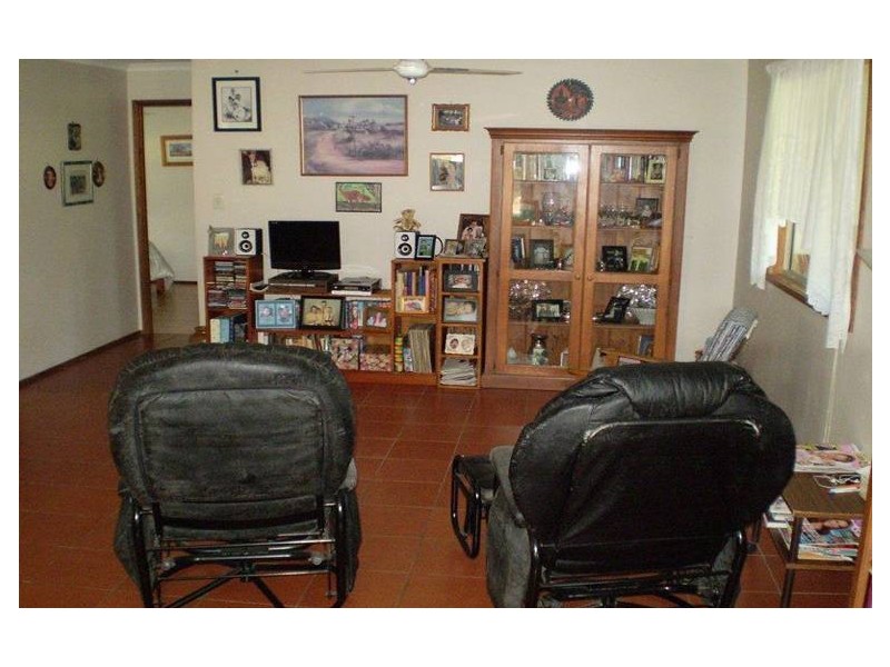 63 Marshall Road, Maroondan QLD 4671