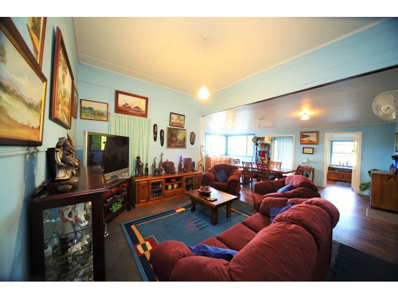 382 Gregory Highway, Emerald QLD 4720