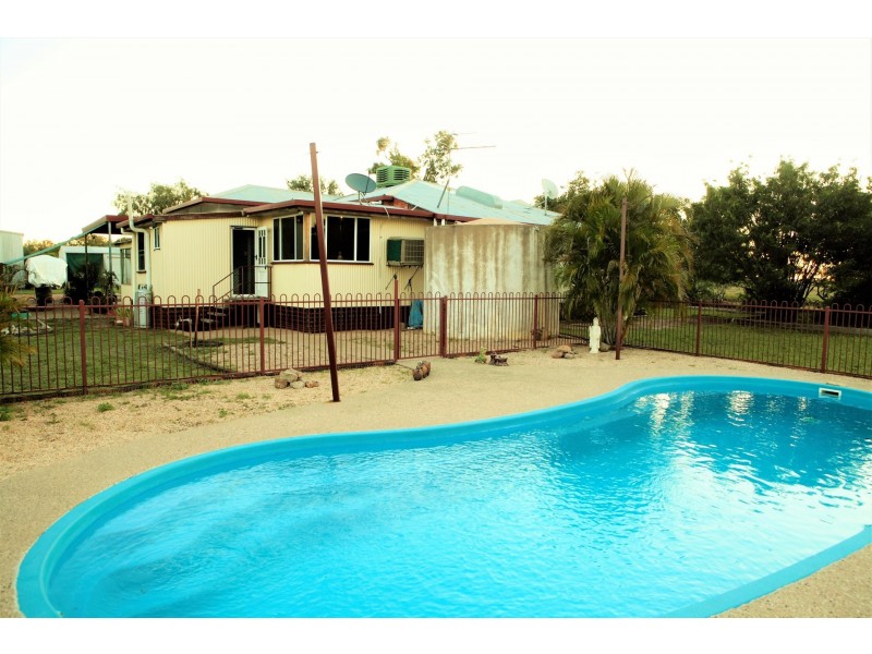 382 Gregory Highway, Emerald QLD 4720