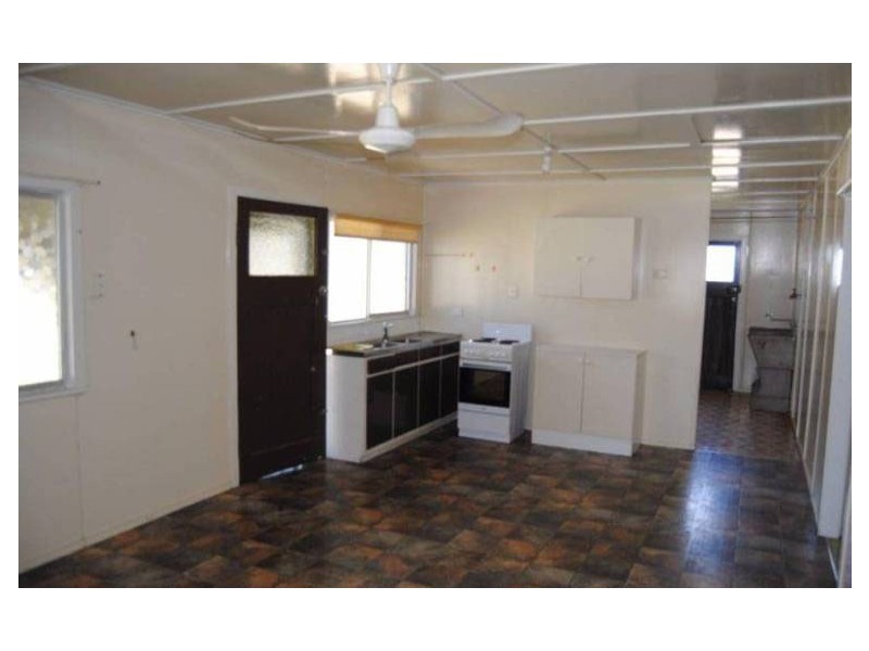 31 Tully Street, Ingham QLD 4850