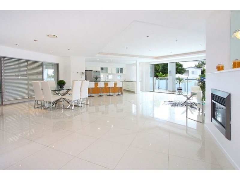 1/44 Tamborine Street, Mermaid Beach QLD 4218