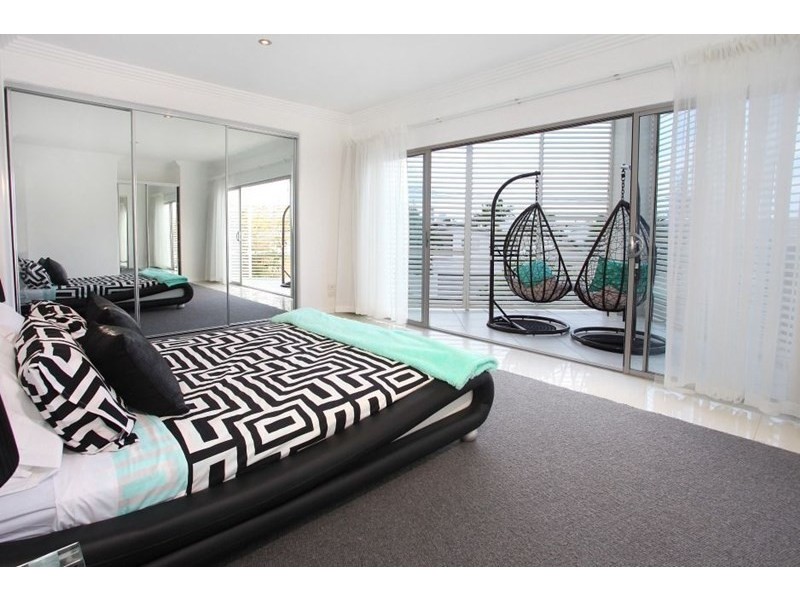 1/44 Tamborine Street, Mermaid Beach QLD 4218