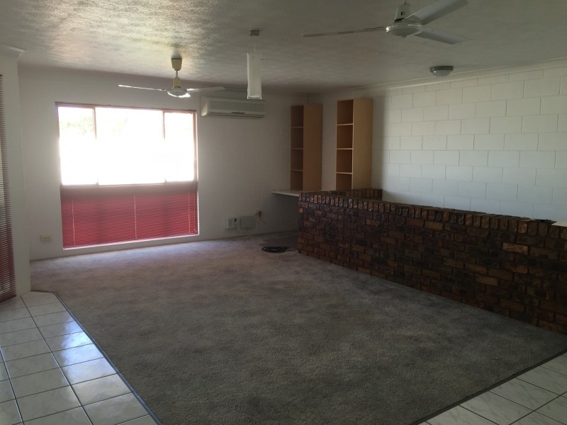 Pimlico QLD 4812