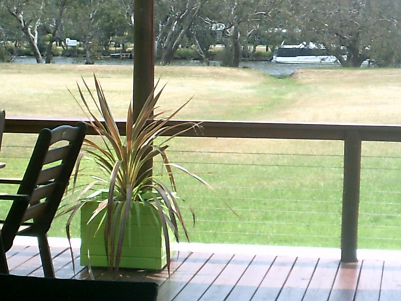 23 foreshore cove ON THE RIVER, South Yunderup WA 6208
