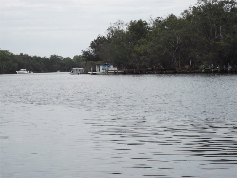 23 foreshore cove ON THE RIVER, South Yunderup WA 6208