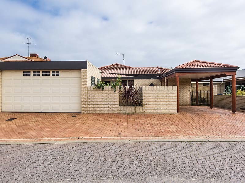 23 foreshore cove ON THE RIVER, South Yunderup WA 6208