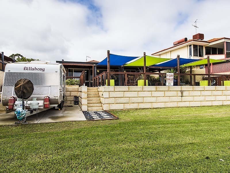 23 foreshore cove ON THE RIVER, South Yunderup WA 6208