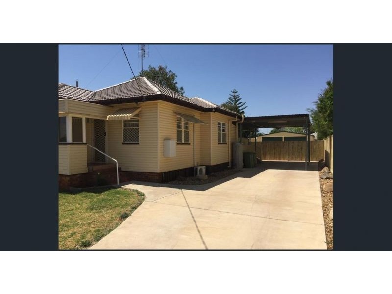 2 Ranfurly, Newtown QLD 4350