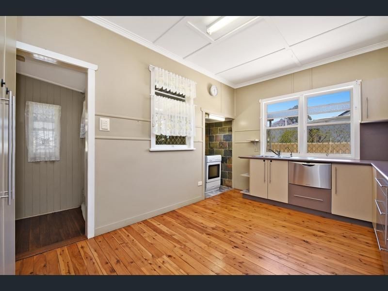 2 Ranfurly, Newtown QLD 4350
