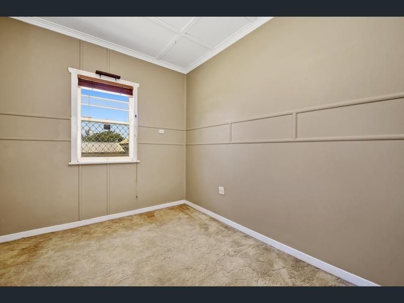 2 Ranfurly, Newtown QLD 4350