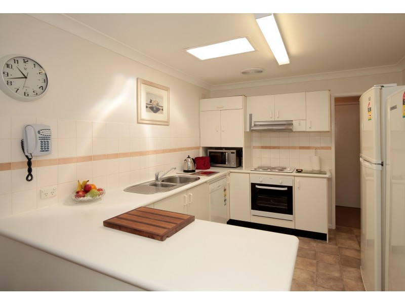 34 Fairbairn Cr, Kooringal NSW 2650