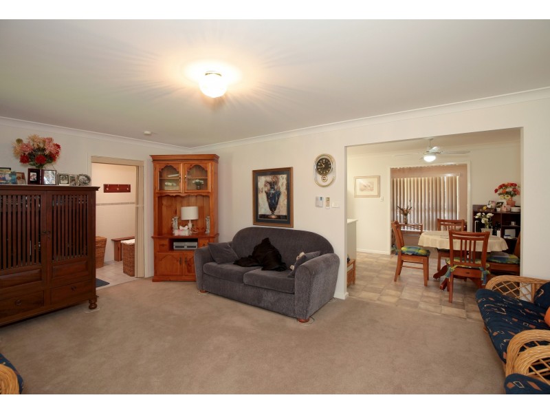 34 Fairbairn Cr, Kooringal NSW 2650