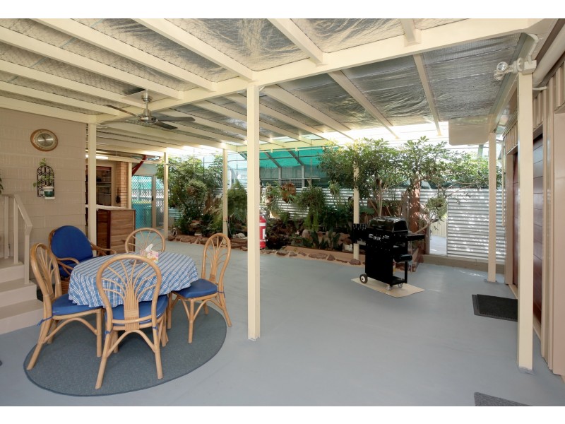 34 Fairbairn Cr, Kooringal NSW 2650