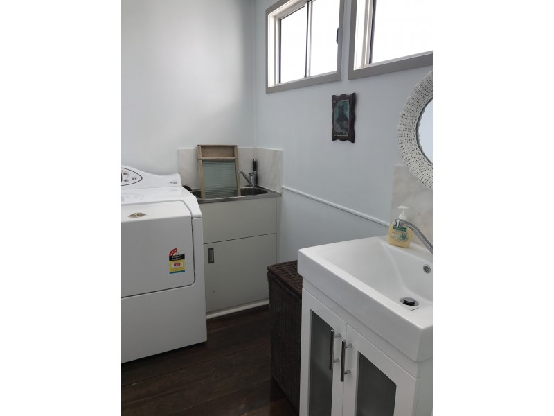 11 Cassia Cl, Stanage QLD 4702